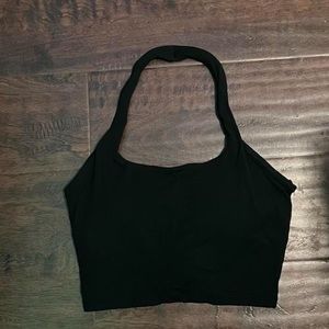 Black Halter pleaded back workout top😍